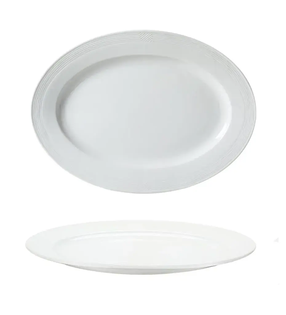 Porcelain oval plate